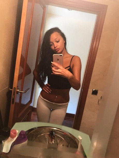 Ati̇kali̇ 5 Yıldızlı Otel Servisi Escort Bayan Eylül